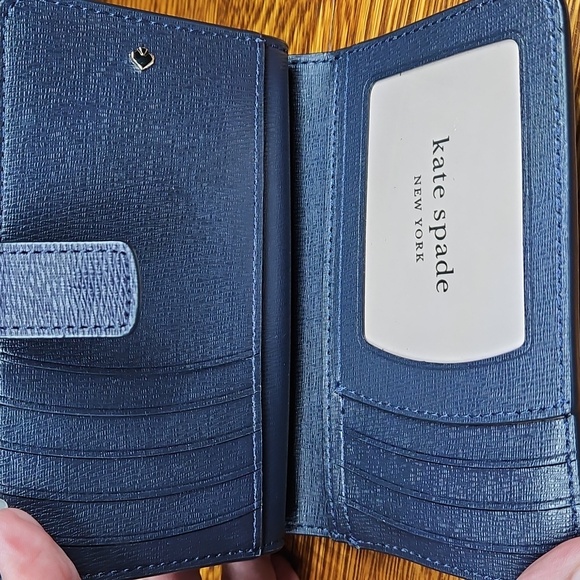 Kate Spade Spencer Paper Boats Medium Wallet NWT - Picture 9 of 10